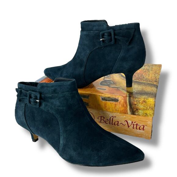 NEW Bella Vita Blue Suede Kitten Heels Size 8W Wide Buckle Pointed Toe Booties - Picture 4 of 13